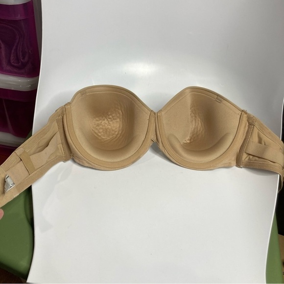 Maidenform strapless bra nude size 40D - Picture 3 of 5